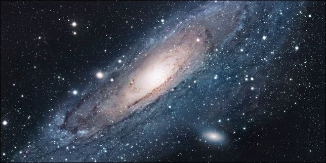 "Le Groupe local", auquel nous appartenons, est un petit amas d'environ 25 galaxies. Quelles sont les plus grandes ?
