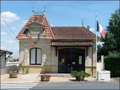 Saint-Philippe-du-Seignal est un village de Nouvelle-Aquitaine situé dans le département ...