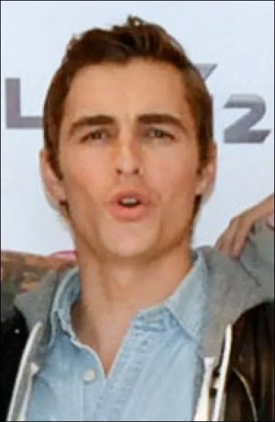 Dans lequel de ces films son frère Dave joue-t-il ?