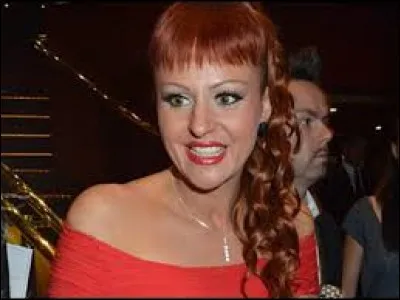 Comment se nomme-t-elle ?