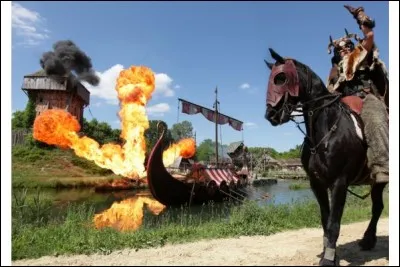 Dans le spectacle de Vikings y a-t-il une personne "en feu" ?