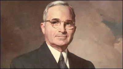 Quel président américain était un ancien commerçant en chemises qui avait fait faillite dans une petite ville US ?