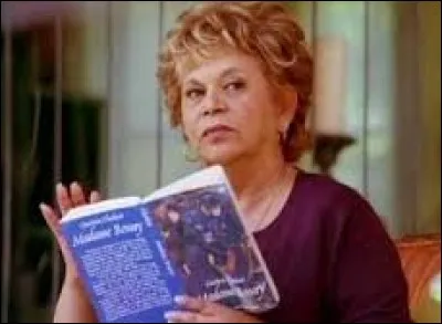 Quel véhicule causera indirectement la mort de la mère de Carlos ?