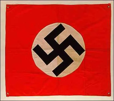 À quel groupuscule adhère-t-il en 1919 pour en faire le principal parti d'Allemagne ?