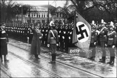 Comment s'appelait la milice du parti dirigée par Ernest Röhm ?