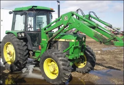 Quel est le nom de la marque de ce tracteur ?
