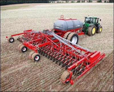 Quelle est la marque de ce semoir ?