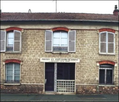 En quelle année a été inauguré le premier bureau de poste à Auvers ?