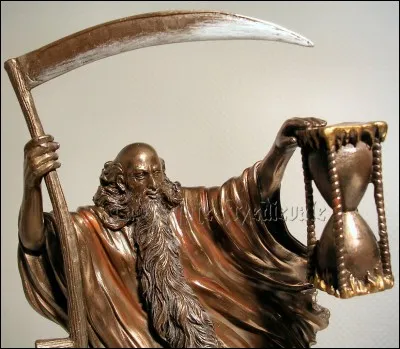 Qui est-il ? Il manipule le temps.