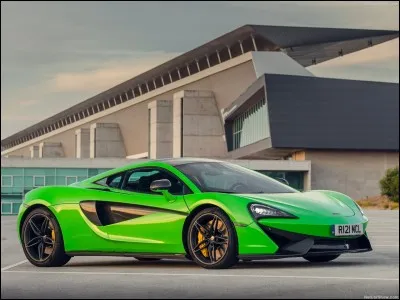 La McLaren 570S est moins rapide que la 650S.