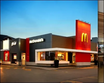 En 2014, combien y avait-il de McDonald's dans le monde ?
