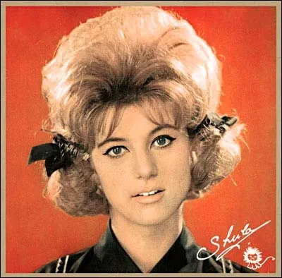 De quelle chanson de Sheila sont extraites ces paroles : Donne-moi ta main et prends la mienne ?