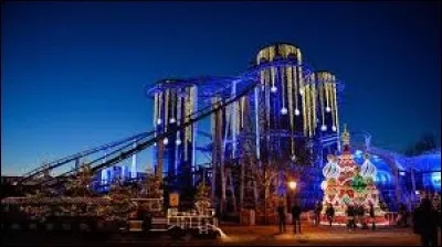 En combien de minutes le Train Panoramique fait-il le tour du parc ?