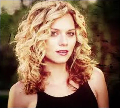 Quel est le métier de Peyton ?