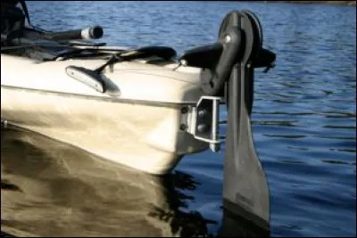 Un gouvernail, des ... ?