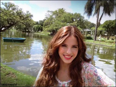 Quelle est la particularité de Camila ?