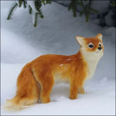 Tous les quatre ans, il compte 29 jours. Comment appelle-t-on cette année-là ?