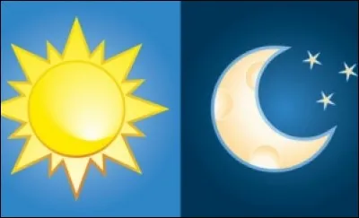 Qui évolue d'une forme différente selon la version utilisée (Lune ou Soleil) ?