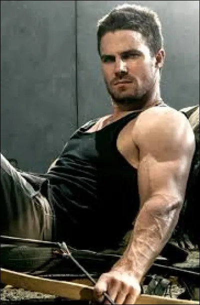 À quel age décroche-t-il son premier rôle ?