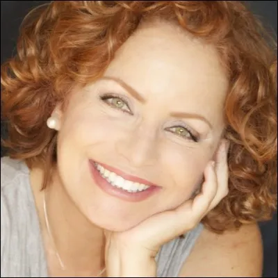 De qui Beatriz Alcázar est-elle amoureuse ?