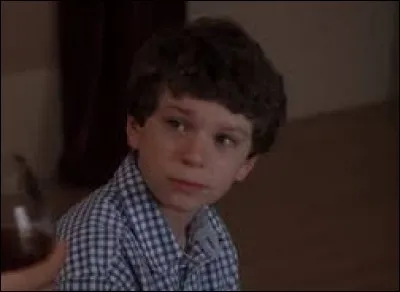 Avec quoi la mère d'Eddie a-t-elle un problème ?