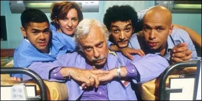 Quel duo d'humoriste retrouve-t-on dans la série "H" ?