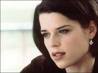 Si je vous dis : « L'été le laisse de glace », vous répondez :