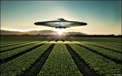 Quelle est la traduction de "soucoupe volante" ?