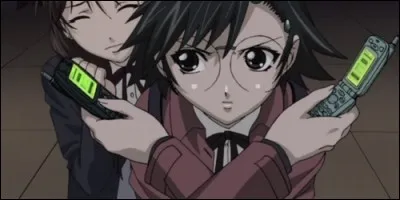 Dans "Gate Keepers 21", pour qui travaille Ayane Isuzu ?