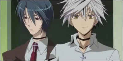 Dans "Zombie Loan", à qui est attaché Chika ?