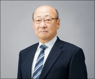 Quel métier exerçait Tatsumi Kimishima avant d'intégrer Nintendo ?