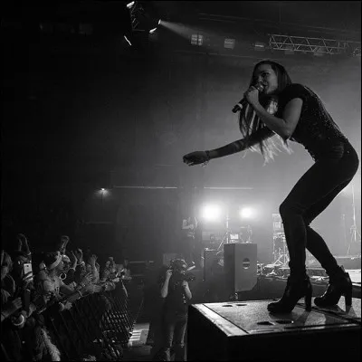 Quel &acirc;ge a &Eacute;lisa ?