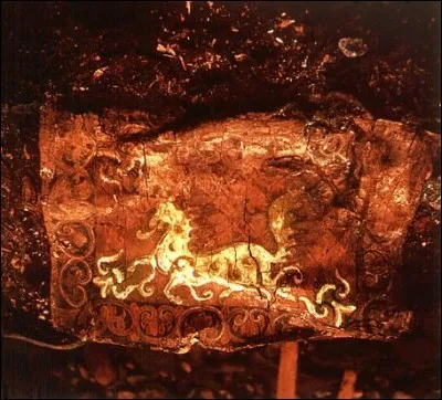 Chŏllima est le nom coréen d'un cheval mythique. Chŏllima est souvent représenté comme un cheval ailé, comme illustré par plusieurs statues dans la capitale de la Corée du Nord, Pyongyang. Elles symbolisent l'héroïsme et l'esprit combatif du peuple coréen avançant à la vitesse de ce cheval. On dit qu'il parcourt 1000 lieues par jour. La conversion de cette distance en kilomètre donne environ :