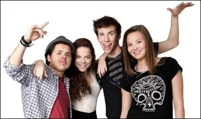 Qui sont ces personnages, de gauche à droite ?