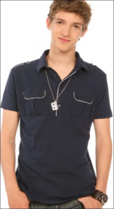 Qui ne fait pas partie des ex de Carl ?