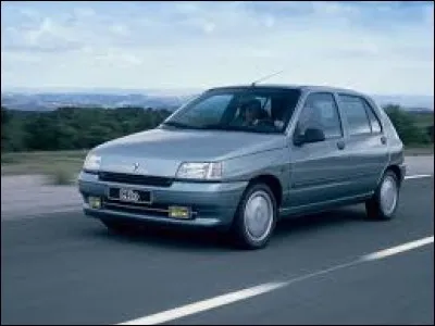 Quel modèle de voiture de la marque Renault est sorti en 1990 ?