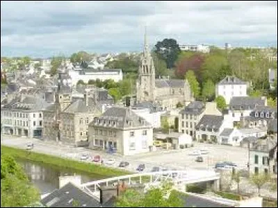 Ville et sous-préfecture bretonne, Châteaulin se trouve dans le département ...