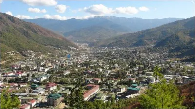 Quelle est la plus haute de ces capitales d'Asie ?