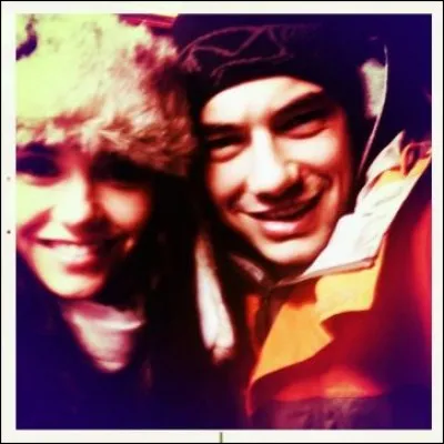 A-t-elle un frère ? Si oui, comment s'appelle-t-il ?