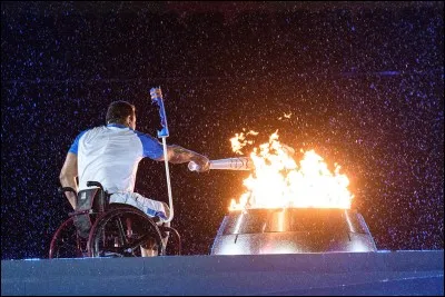 Combien de participants y avait-il aux Jeux paralympiques à Londres ?