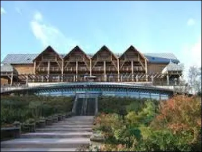 Je vous propose une cure aux thermes de Cransac. Village Aveyronnais, il se situe dans l'ancienne région ...