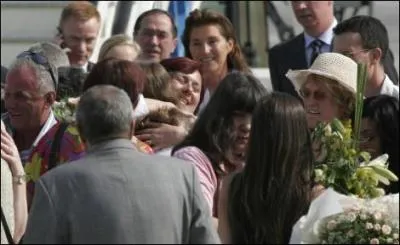 Selon un Premier ministre europen, qui aurait vers 72 millions d'euros pour librer les infirmires bulgares, emprisonnes en Libye?