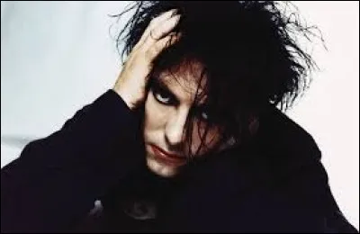 De quel groupe Robert Smith est-il le chanteur ?