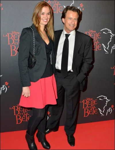 Qui présente la célèbre émission musicale radiophonique "Stop ou encore" ?