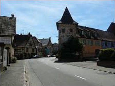 Nous partons pour commencer en Alsace, à Beblenheim. Village viticole de l'arrondissement de Colmar-Ribeauvillé, il se situe dans le département ...