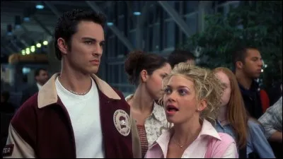 Comment s'appelle la copine de Carter ?