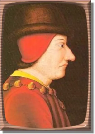 Le recyclage d'alors est laissé aux cochons de ville, qui sont fort bruyants. Incommodé, Louis XI demande à l'abbé de Baigné « Faites-nous donc quelque belle mélodie avec ces oiseaux-là ! ». Que décida ce dernier ?