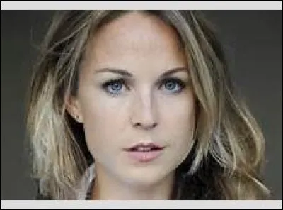 Quelle est la profession de Ninon quand elle quitte Marseille ?