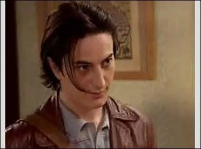 Avec qui Arnaud Pia est-il sorti ?