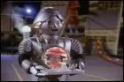 C'est le petit robot de Buck Rogers. Bilibilibili !